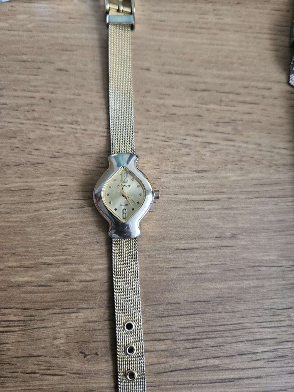 Vintage Gold Mesh Strap Ladies Watch - Unique Shaped Case